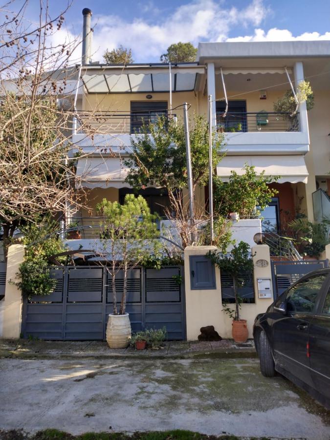 My Sunny Low Home Patras Bagian luar foto
