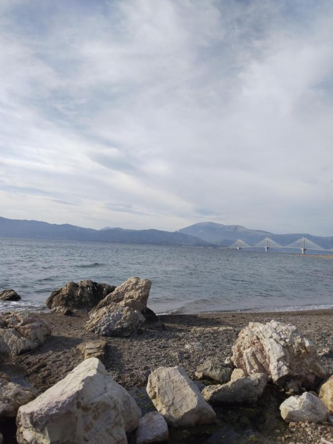 My Sunny Low Home Patras Bagian luar foto