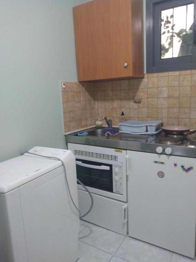 My Sunny Low Home Patras Bagian luar foto