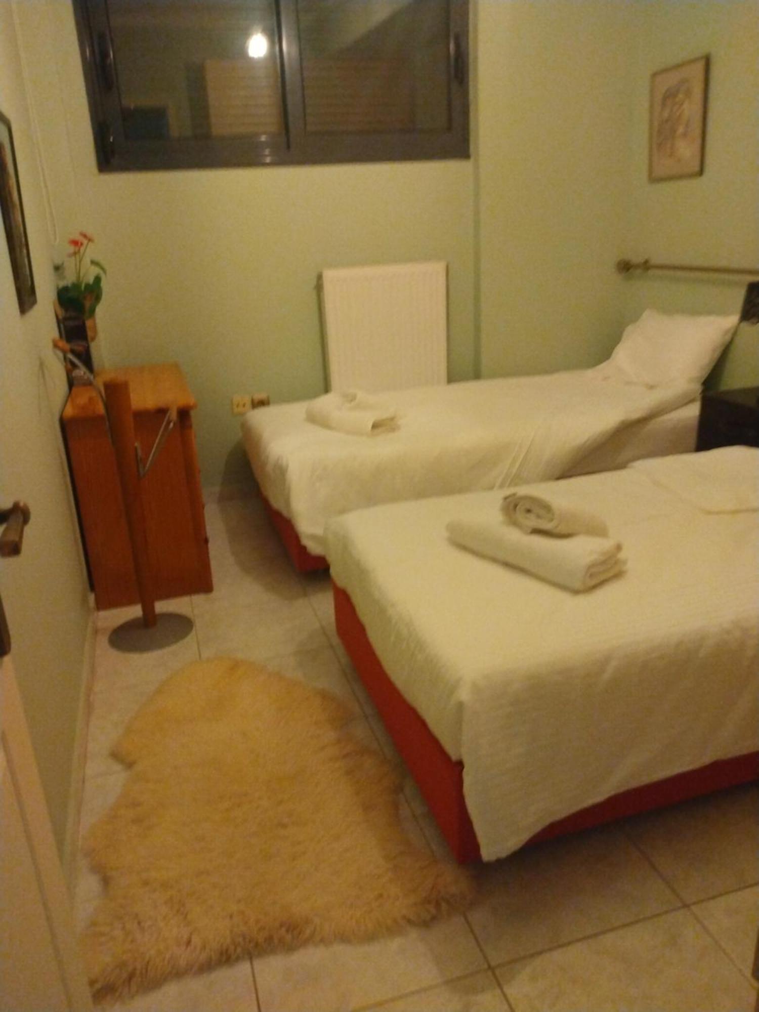 My Sunny Low Home Patras Bagian luar foto